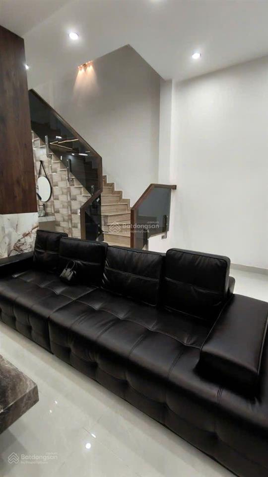 Bán gấp nhà 3 tầng thiết kế hiện đại full nội thất cao cấp 77m2 xe hơi vô nhà chỉ 7 tỷ