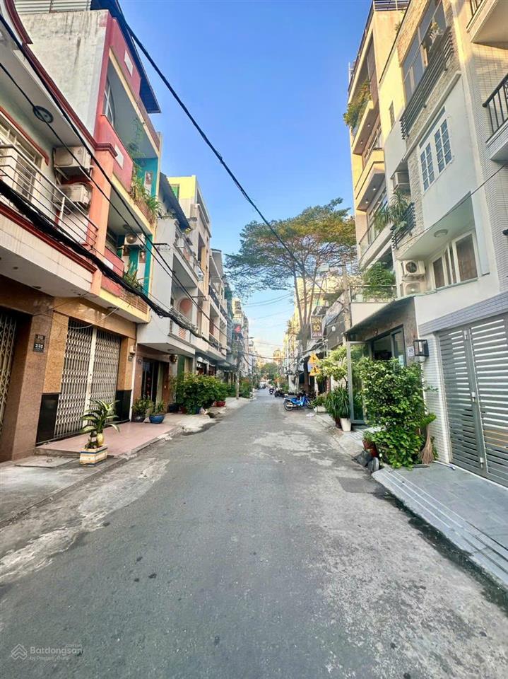 Vị trí vàng đối diện công viên  hẻm 8m thông tân sơn nhì 4x16m lầu st, chỉ 8.4 tỷ