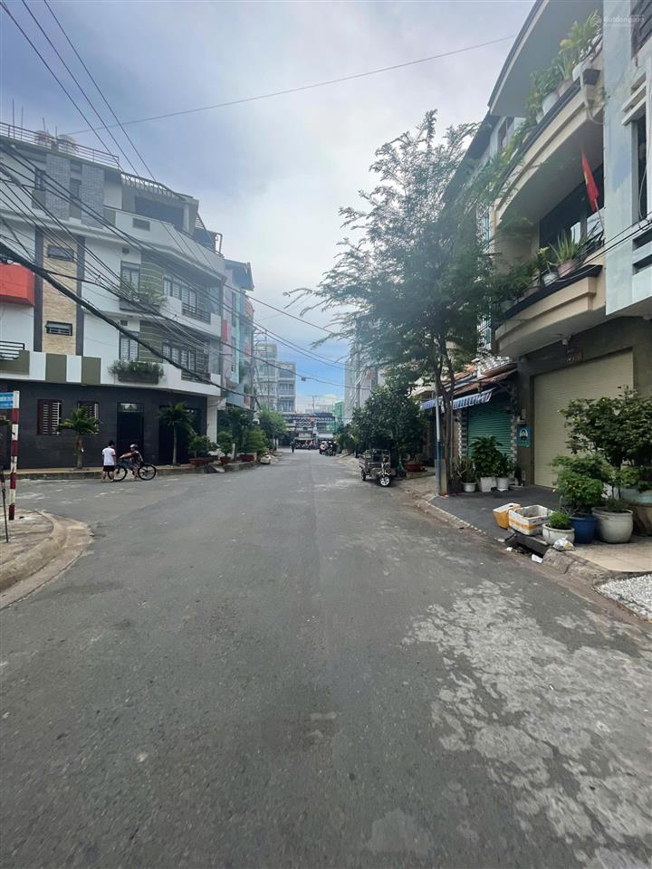 Siêu phẩm hẻm nội bộ công viên khu lũy bán bích hòa bình 4.4x16m dt 70m² chỉ 7.6 tỷ