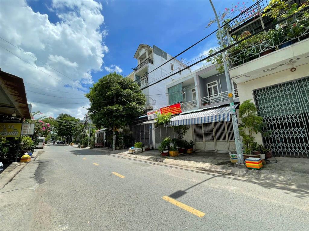 Sát bên aeon mall tân phú mt đường số 13 bhh 8x17m chỉ 13,9 tỷ