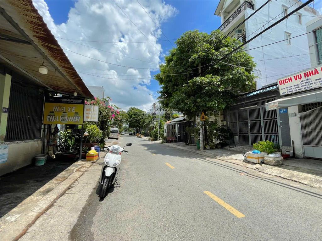 Sát bên aeon mall tân phú mt đường số 13 bhh 8x17m chỉ 13,9 tỷ