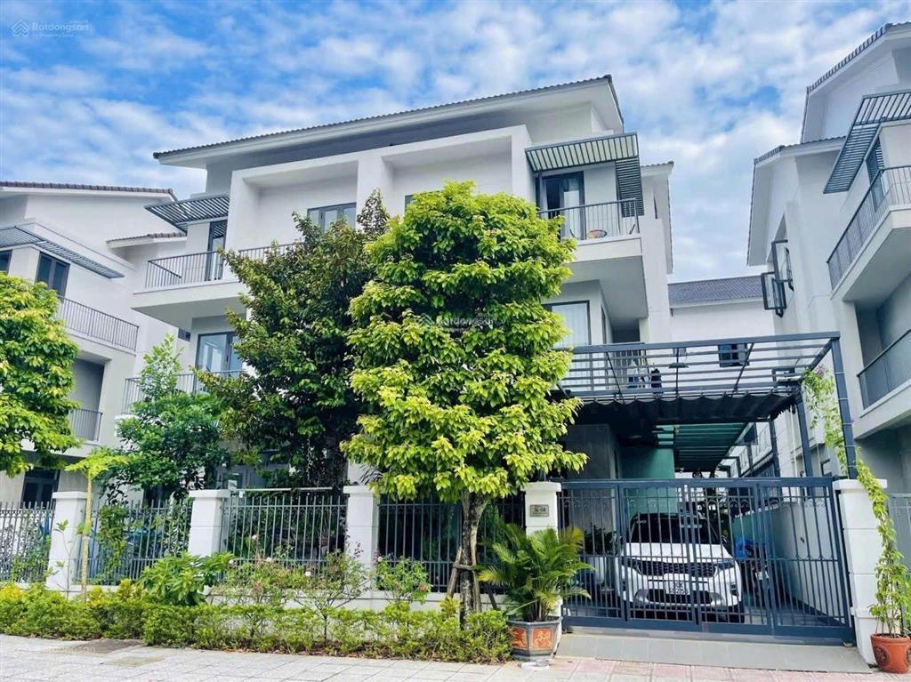 Bán bt tại centa riverside, 22,9 tỷ, 225m2, nhà đẹp, tiện nghi đầy đủ
