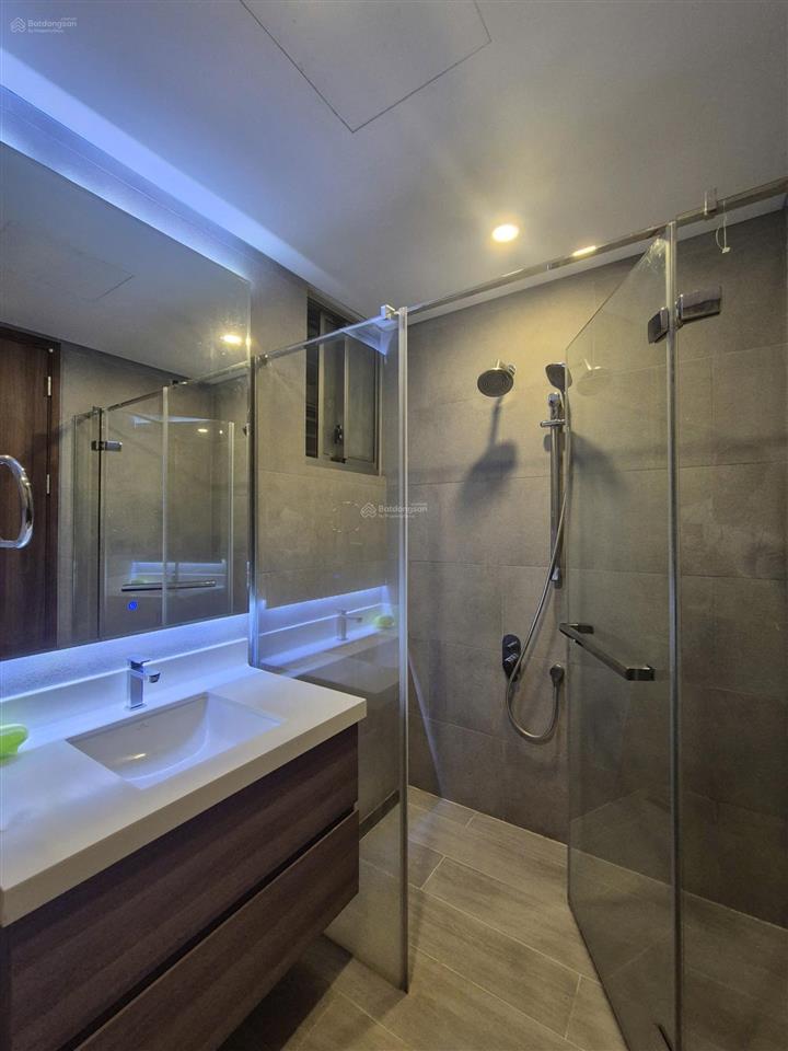Chính chủ cần cho thuê gấp midtown m7, pmh, quận 7, nhà cực đẹp, có ô xe ô tô giá 27tr/tháng
