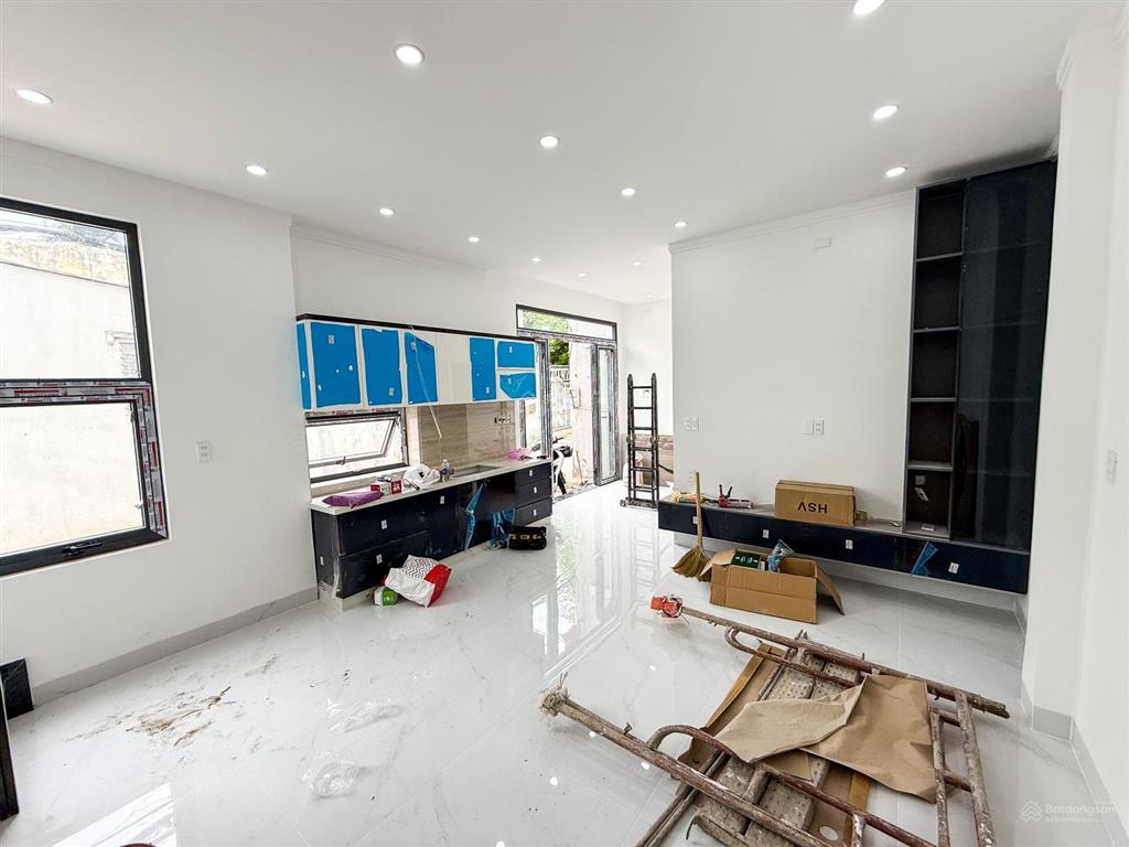 Hàng hiếm  bán nhà mới 1t1l (dt 38m2, sàn 76m2) ngay đường bờ kè bửu long 70m. giá chỉ 2,5 tỷ
