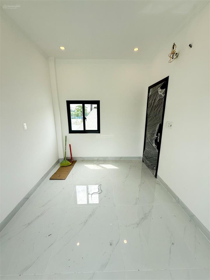Hàng hiếm  bán nhà mới 1t1l (dt 38m2, sàn 76m2) ngay đường bờ kè bửu long 70m. giá chỉ 2,5 tỷ