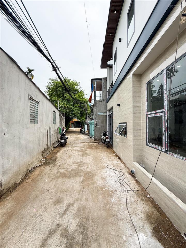 Hàng hiếm  bán nhà mới 1t1l (dt 38m2, sàn 76m2) ngay đường bờ kè bửu long 70m. giá chỉ 2,5 tỷ