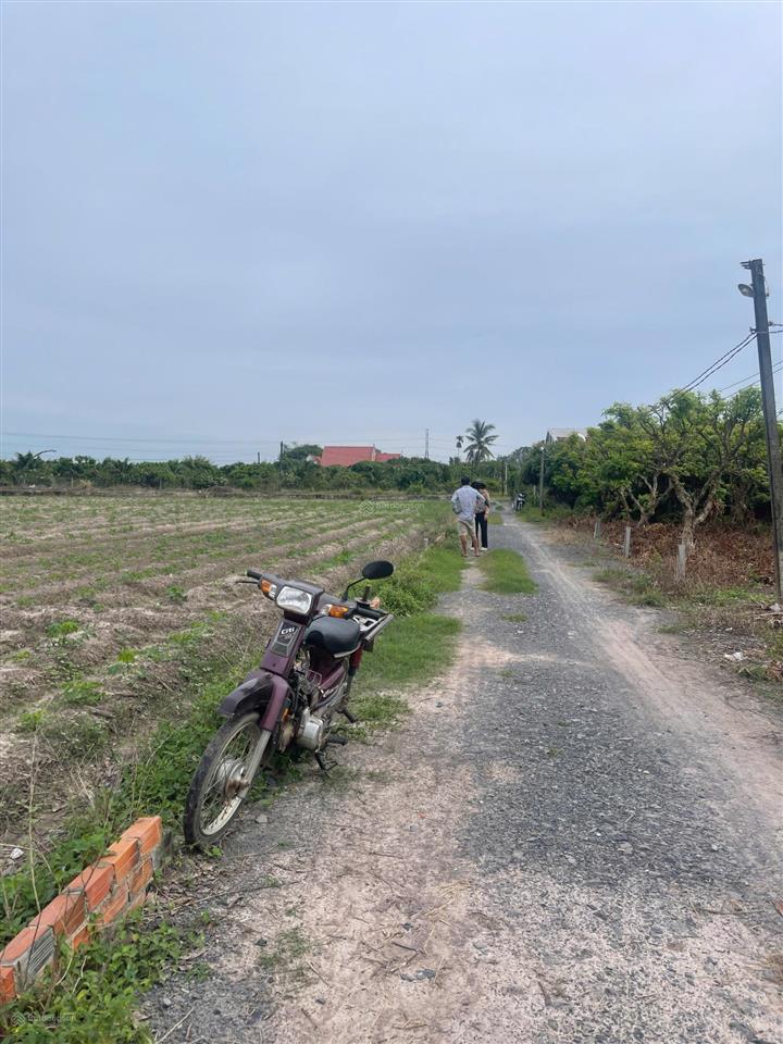 Lên núi lướt sóng không thành công nên ngộp oxy giờ cần bán gấp lô đất thổ cư 150m2 (5x30m) tại tn