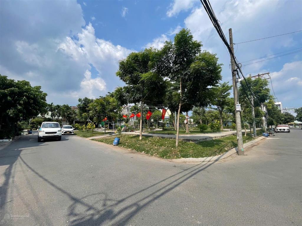 View công viên, ngang 5m, lô đất 90m², ngay hoàng diệu 2, gpxd 5 tầng, ko lỗi phong thủy, 8.5 tỷ