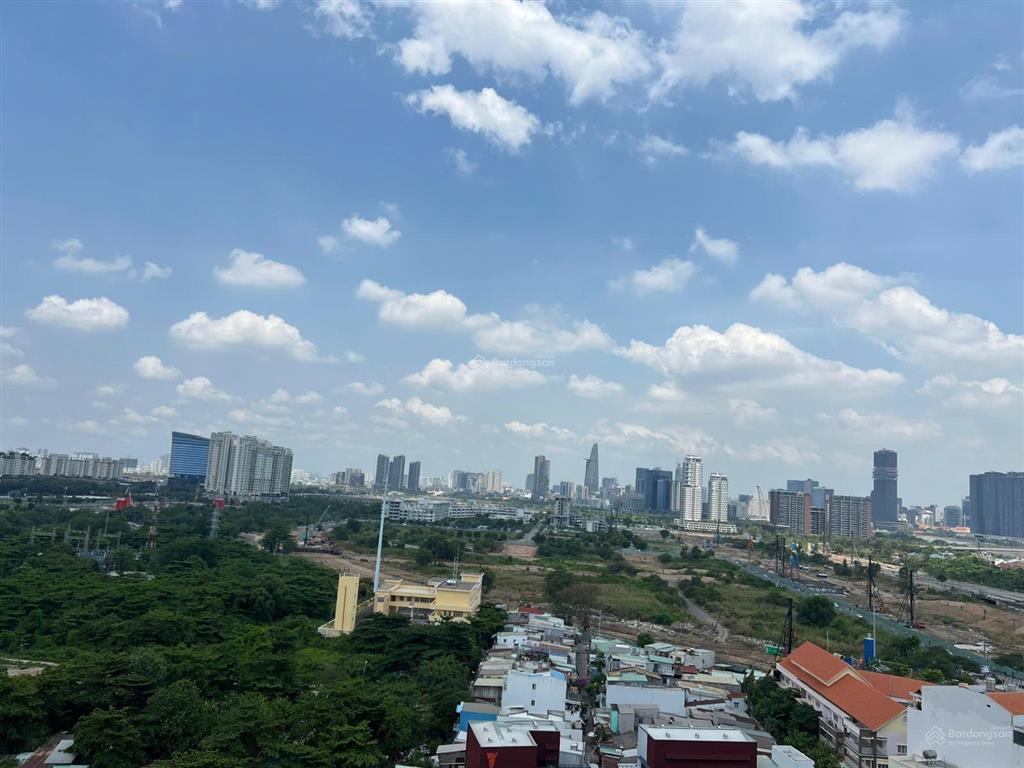Hiếm căn góc, tầng cao, view pháo hoa + thủ thiêm và sông sài gòn. vốn tự có 3.5 tỷ nhận nhà