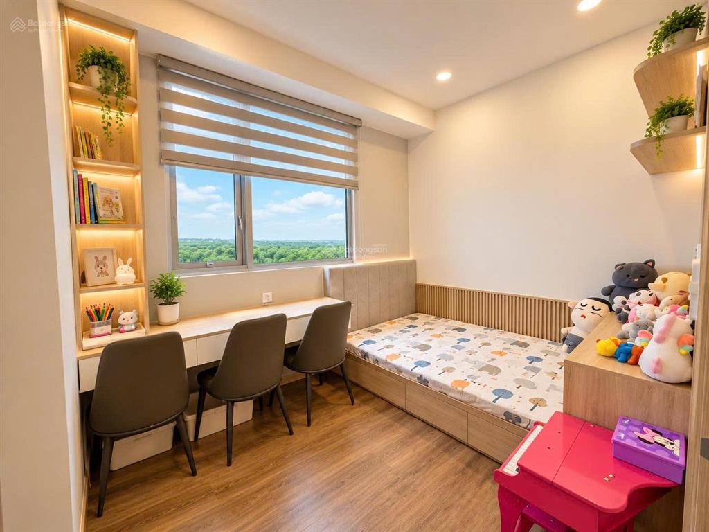 Cho thuê căn góc 3pn full nội thất, ban công ngoài thoáng mát tại thủ thiêm