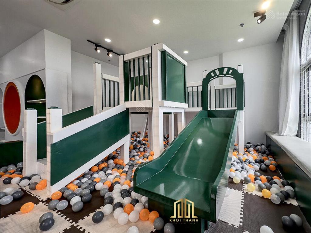 Cho thuê căn hộ 2pn2wc ngay thủ thiêm, bếp thoáng, giá chỉ 14 triệu vào ở ngay tại paris hoàng kim