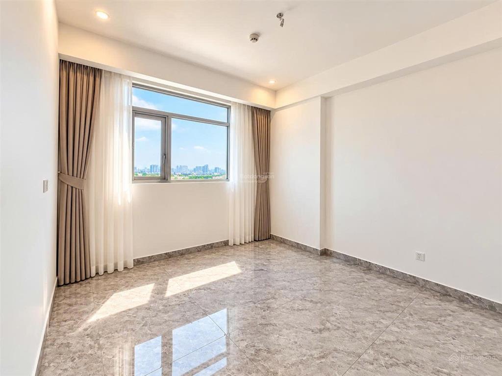 Cho thuê căn hộ 2pn2wc ngay thủ thiêm, bếp thoáng, giá chỉ 14 triệu vào ở ngay tại paris hoàng kim