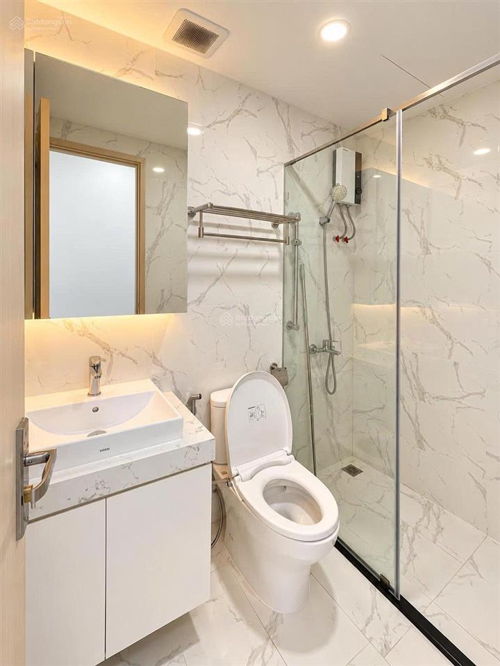 Cho thuê căn 3pn2wc giá chỉ 16 triệu ngay thủ thiêm tại paris hoàng kim, view sông, bếp thoáng