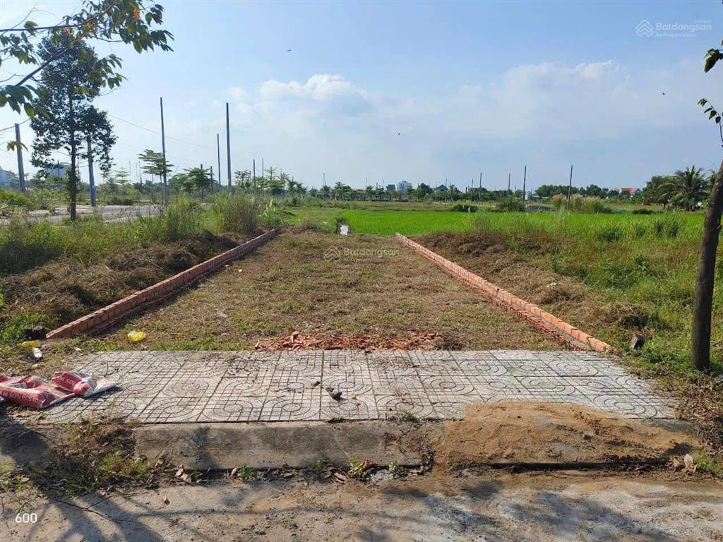 Bán nền 100m2 520 triệu đất hoàng phan thái  mt nhựa 12m  shr