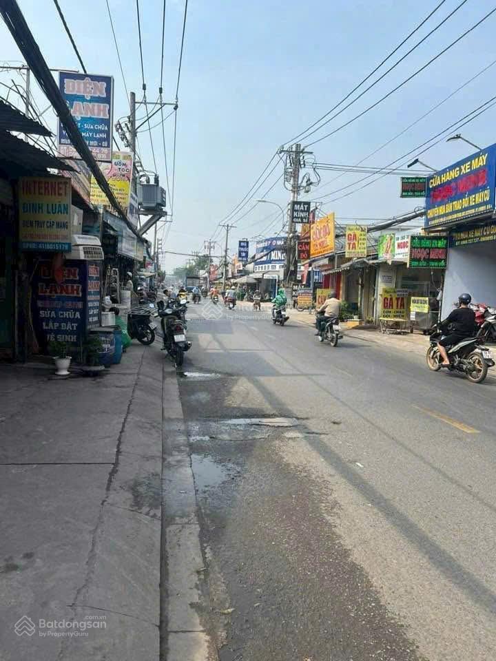 Gấp nhà  12x25m, 300m2, mt trần đại nghĩa  cho thuê 36 triệu/tháng  shr