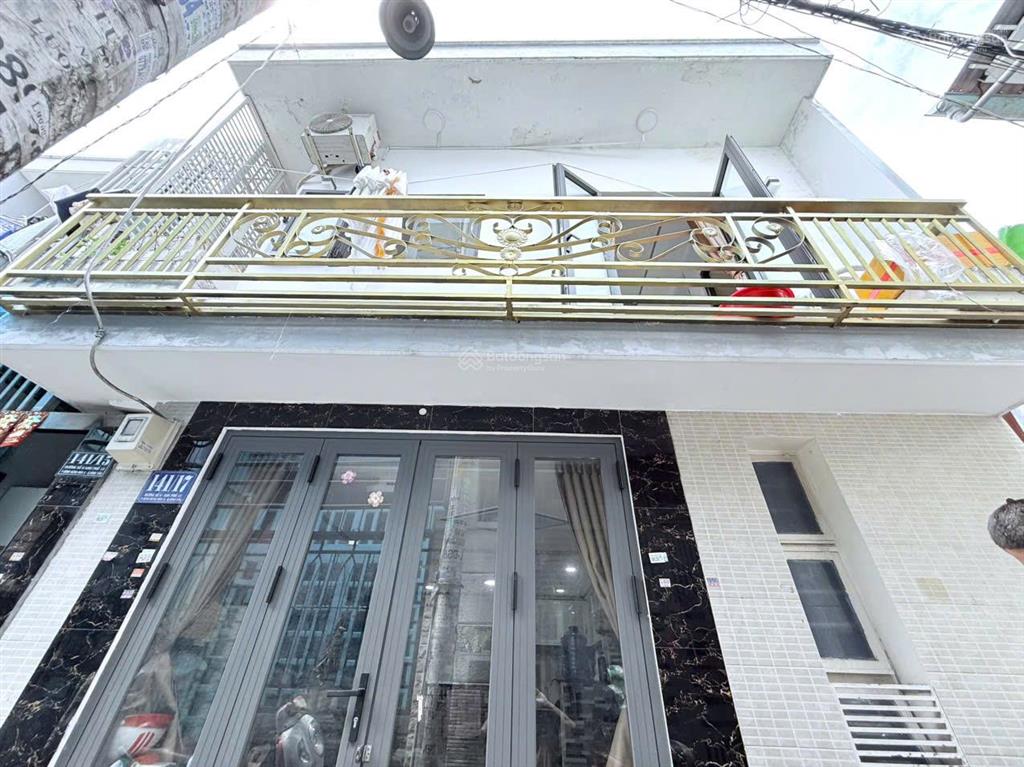 Nhà bình tân 4 tỉ 5x23m, 1 trệt 4 lầu shr  hxt  8pn  8wc
