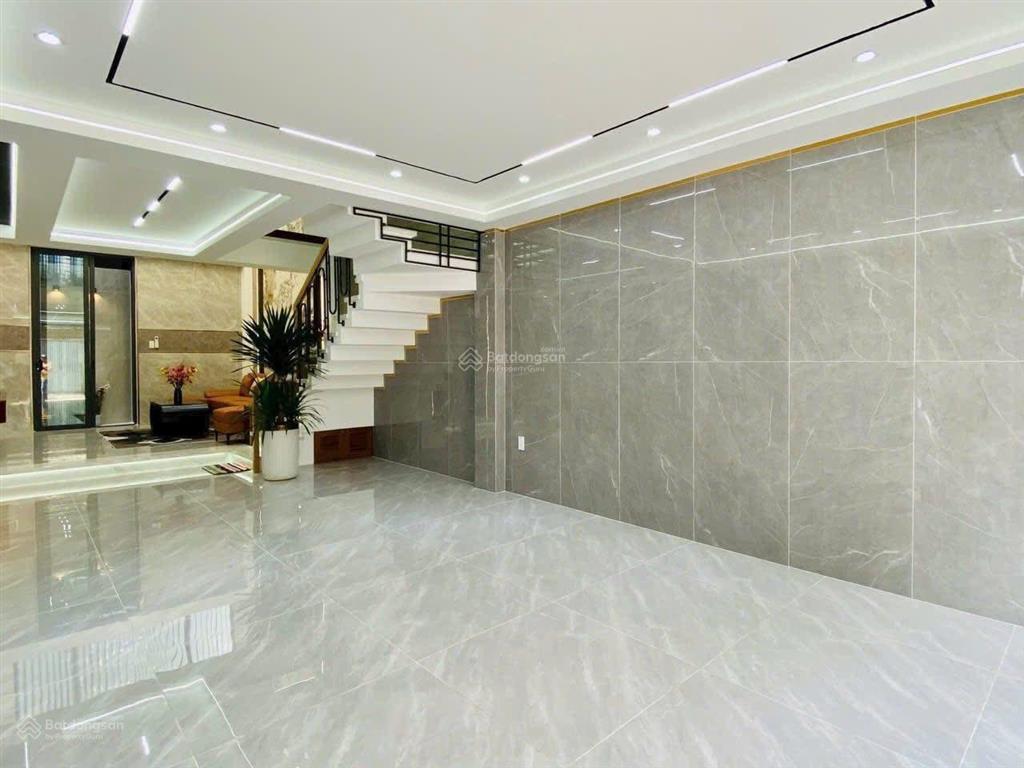 Bán gấp nhà 5x20m hẻm 8m nhựa âu cơ, tân phú, 1 trệt 4 lầu, shr. 8pn  8wc