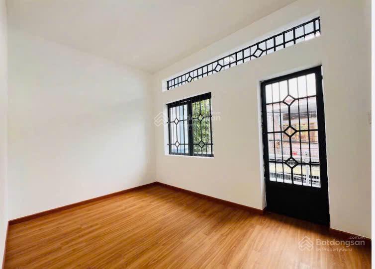 Nhà hà huy giáp  cao đẳng điện lực  quận 12  5x18m 2 lầu  shr chủ bán gấp