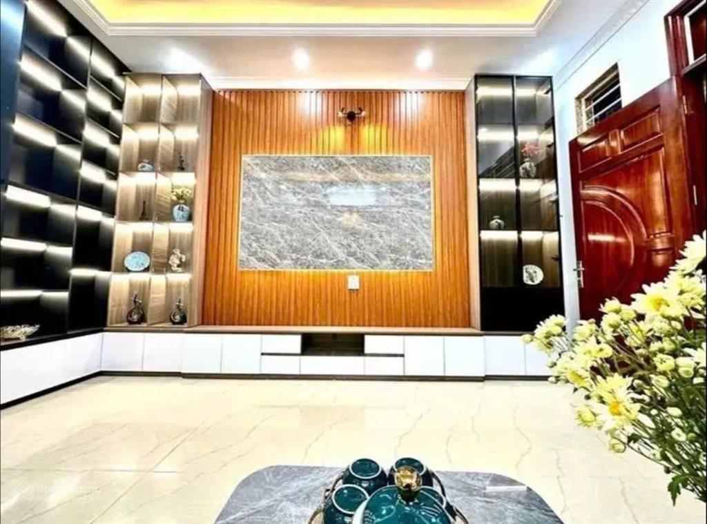 Nhà 800 triệu phạm thế hiển, quận 8, 7x20m, 2 lầu, 140m2, 4pn, 3wc, shr
