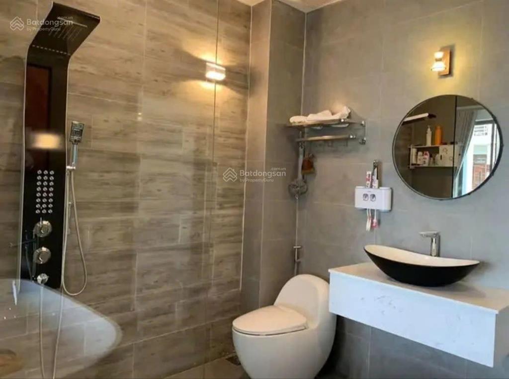 Nhà 800 triệu phạm thế hiển, quận 8, 7x20m, 2 lầu, 140m2, 4pn, 3wc, shr