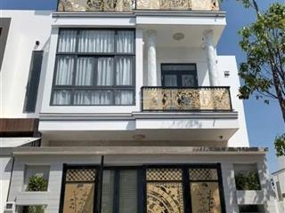 Chủ bán gấp nhà phạm thế hiển  quận 8  950 triệu 7x20m 2 lầu 140m2, 4pn, 3wc, shr
