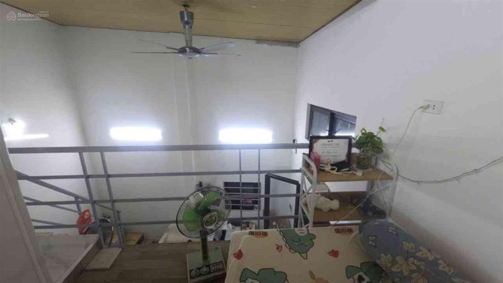 Bán nhà ô cách sát phố 30,5 m 2 tầng hơn 3 tỷ (tl)