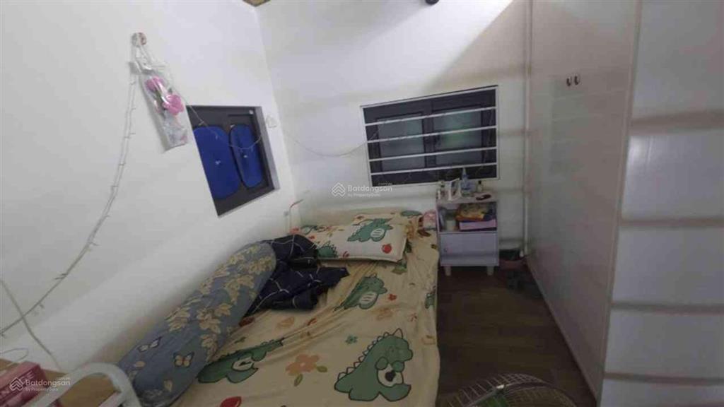 Bán nhà ô cách sát phố 30,5 m 2 tầng hơn 3 tỷ (tl)