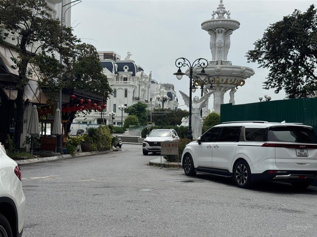 Bán biệt thự liền kề vip đất vàng ninh hiệp  ô tô tránh vỉa hè 100m2 6 tầng 2 thoáng hơn 44 tỷ