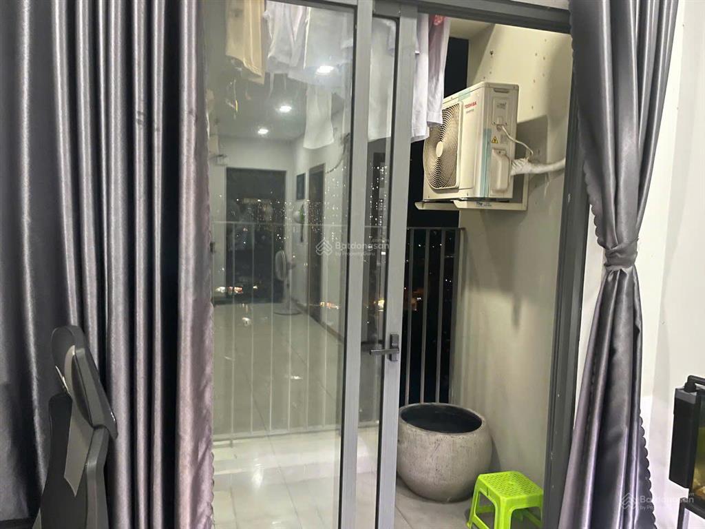 Chính chủ cho thuê bcons green view 6tr/tháng có nội thất