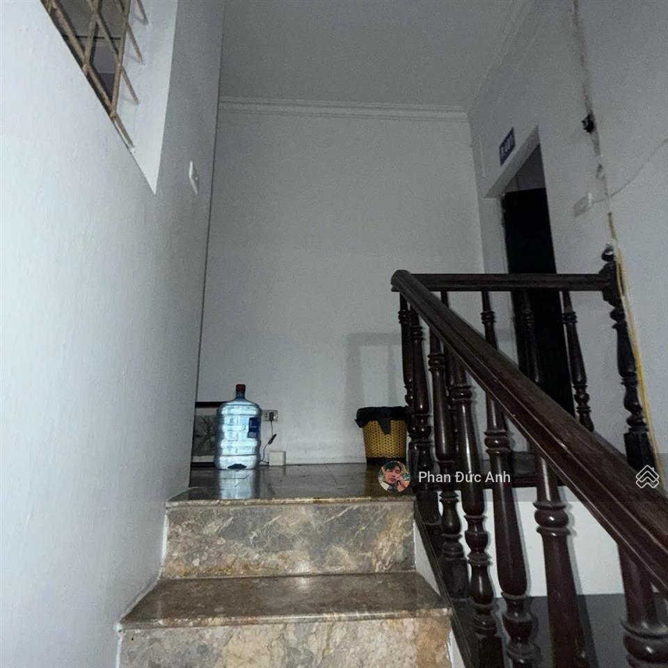 Bán nhà ngõ 612 đê la thành  62m2  mặt tiền 5.2m  oto  dân xây  thương lượng cực tốt