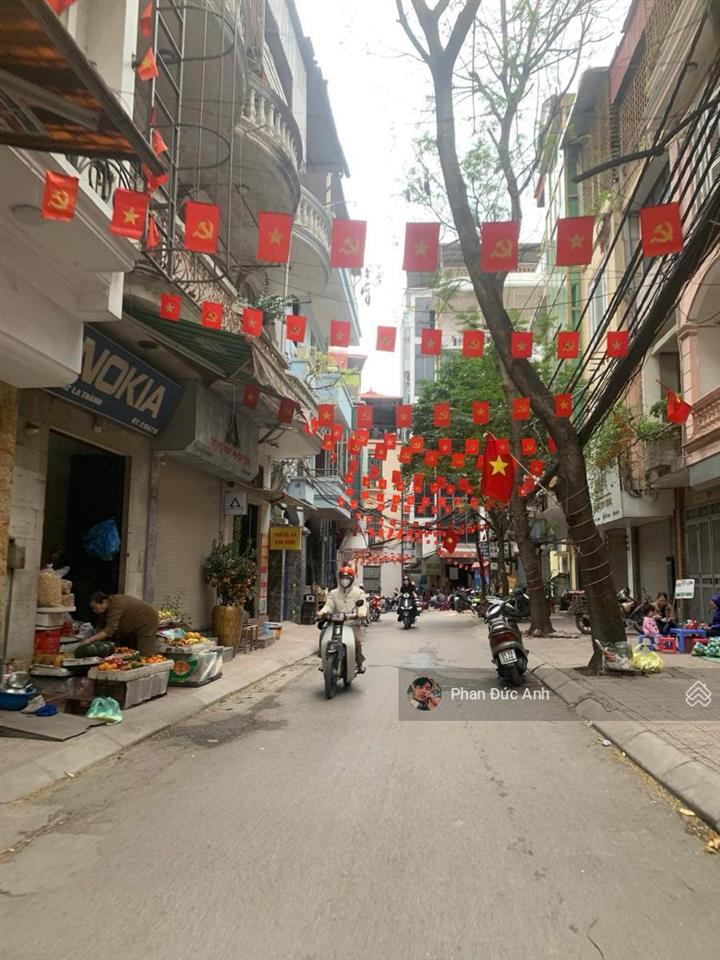 Bán nhà ngõ 612 đê la thành  62m2  mặt tiền 5.2m  oto  dân xây  thương lượng cực tốt