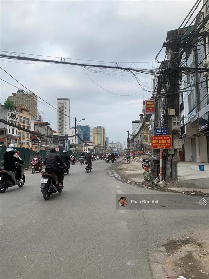Bán nhà ngõ 612 đê la thành  62m2  mặt tiền 5.2m  oto  dân xây  thương lượng cực tốt