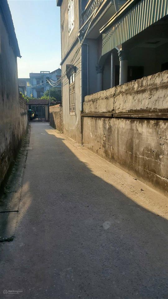 Bán nhà thị trấn phùng  cuối 3 tỷ