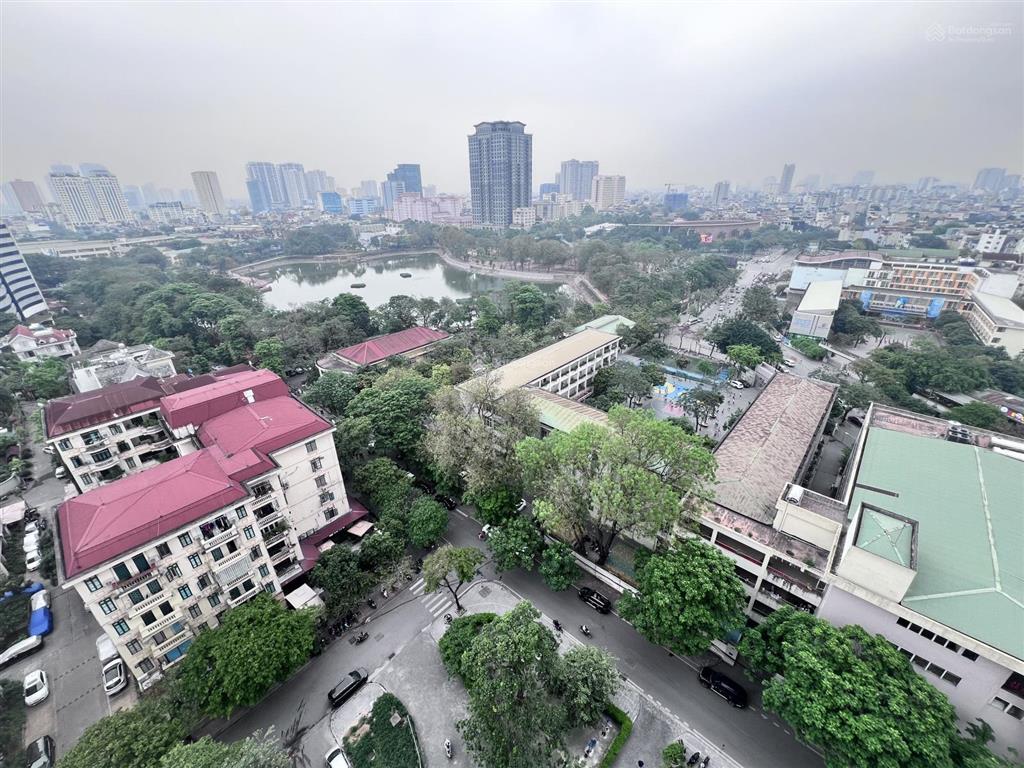 Cho thuê chcc tại kđt làng quốc tế thăng long 92m2, 2n, 2vs, đủ đồ, nhà đẹp, hướng mát, căn góc