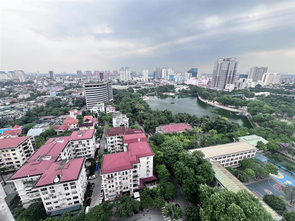Cho thuê chcc tại kđt làng quốc tế thăng long 92m2, 2n, 2vs, đủ đồ, nhà đẹp, hướng mát, căn góc