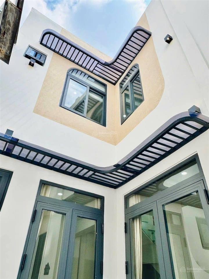 Villa mini nguyễn thái sơn gần vincom phan văn trị, chợ gò vấp, ra sân bay 5 phút, full nội thất