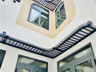 Villa mini nguyễn thái sơn gần vincom phan văn trị, chợ gò vấp, ra sân bay 5 phút, full nội thất