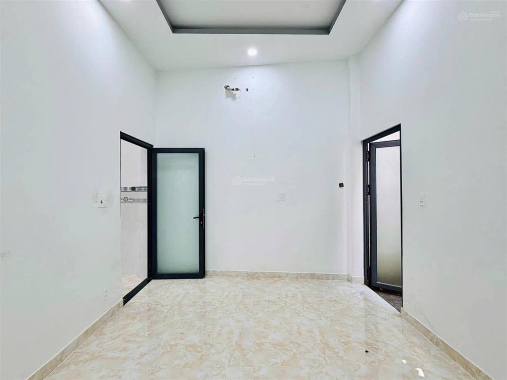 Nhà đẹp vào ở ngay phạm văn chiêu dt lớn hẻm thông tứ tung nhỉnh 5t