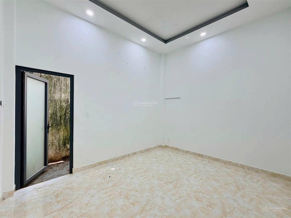 Nhà đẹp vào ở ngay phạm văn chiêu dt lớn hẻm thông tứ tung nhỉnh 5t