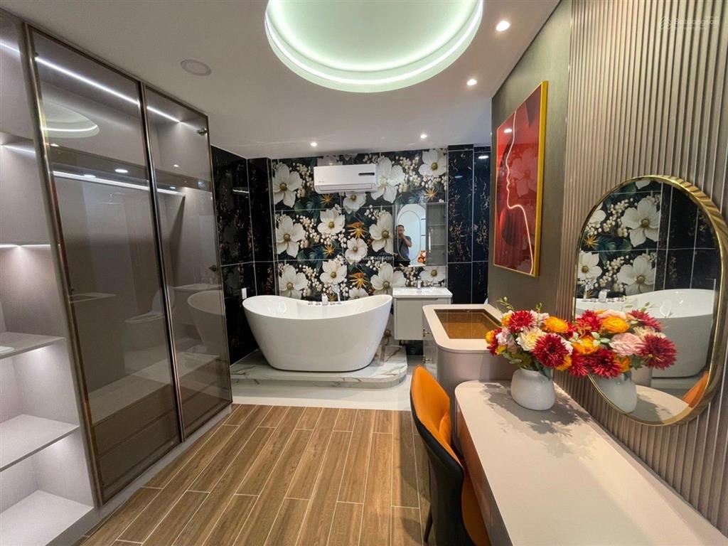 Chủ mới xây xong gửi liền nhà mới full nội thất sát mt phạm văn chiêu  hxh thông