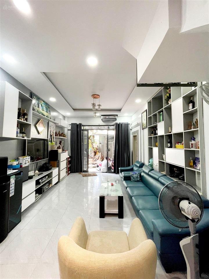 Chủ cực gấp bán trả nợ giảm liền 1,3 tỷ phan huy ích nhà mới btct ở ngay  xe tải vi vu  sân rộng