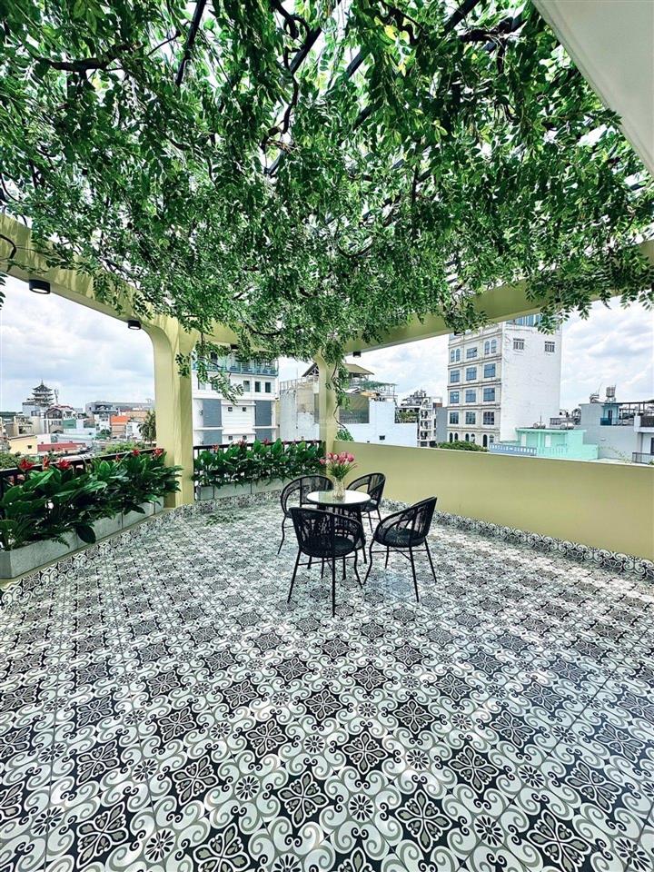 Giảm mạnh hơn 1tỷ chỉ còn hơn 8tỷ x...nhà xây mới 5x18 có thang máy đường quang trung,p8 gò vấp