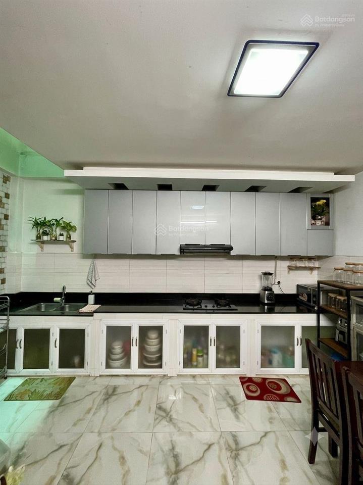 Nhà 4 tầng vào ở ngay  quang trung  emart 2 phan huy ích  hxh sát mặt tiền  full công năng