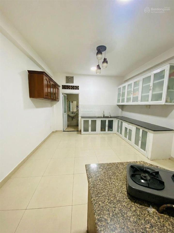 Xe hơi ngủ nhà  phạm văn chiêu  nhà btct 3 tầng sân thượng còn mới vào ở ngay  nhích 6 tỷ tl