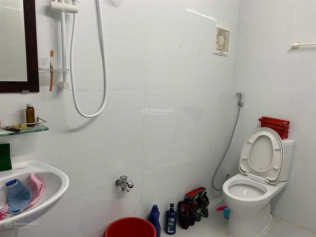 Bán chdv 81 phạm văn đồng p3 4,7x17 cn 80m² đct 13p tn 400tr/năm, cách mặt tiền 30m, giá 9,5 tỷ tl