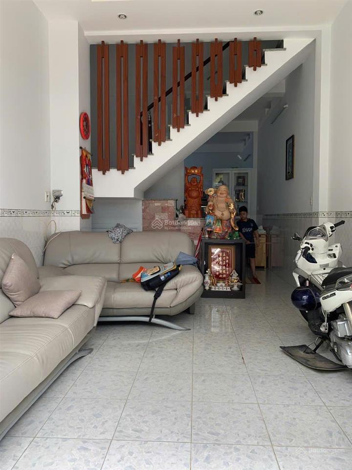 Bán chdv 81 phạm văn đồng p3 4,7x17 cn 80m² đct 13p tn 400tr/năm, cách mặt tiền 30m, giá 9,5 tỷ tl