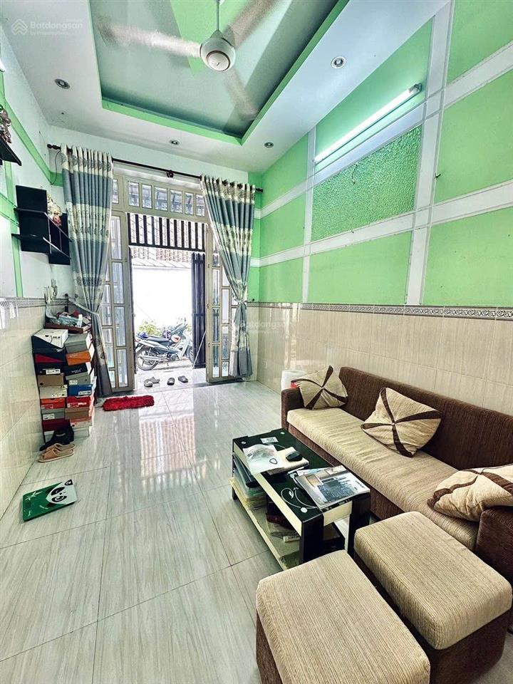 Nhà ngay sau lưng emart  hẻm 4m  5,2 tỷ  3pn