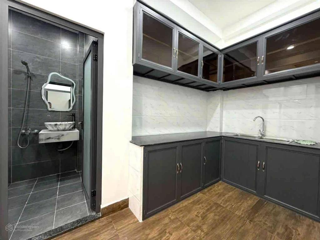 4,9 tỷ  5m x 7,7m  4pn  gần bv hồng đức  ubnd gò vấp
