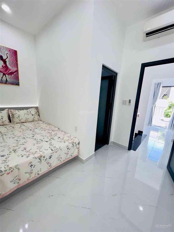 6,35 tỷ nhà 3 tầng full nội thất hẻm đẹp gần lotte & citiland