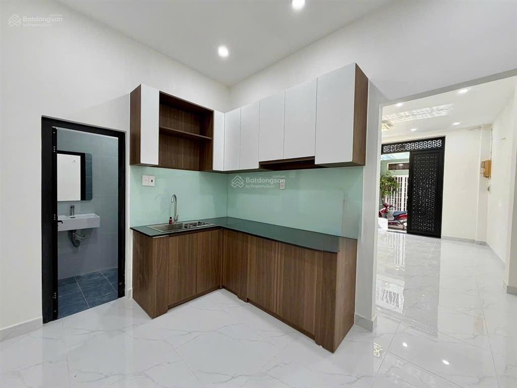 7,96 tỷ căn góc 2 mặt hẻm 4 tầng 5pn ngay chợ cây quéo, giáp phú nhuận & bình